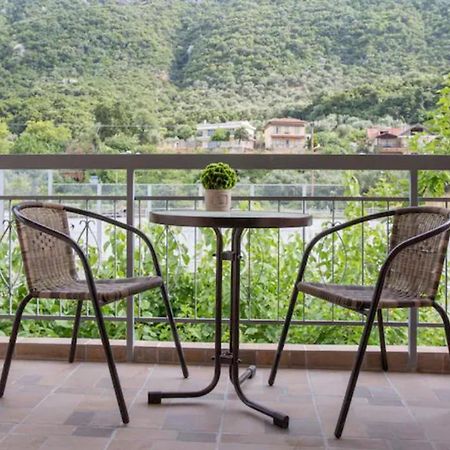 Vasileiou Apartments กาเมนาวูร์ลา ภายนอก รูปภาพ