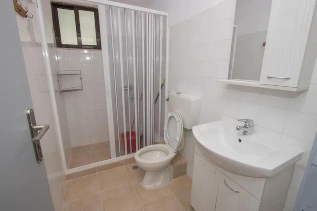 Vasileiou Apartments กาเมนาวูร์ลา ภายนอก รูปภาพ