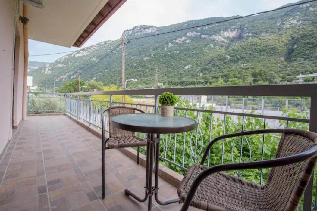 Vasileiou Apartments กาเมนาวูร์ลา ภายนอก รูปภาพ
