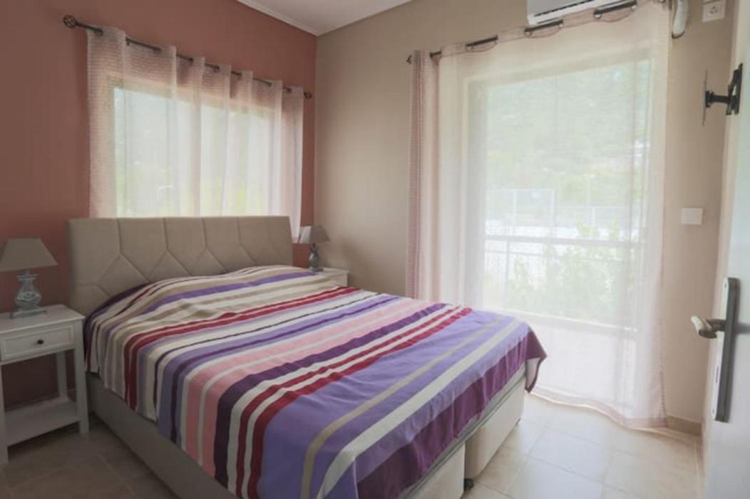 Vasileiou Apartments กาเมนาวูร์ลา ภายนอก รูปภาพ