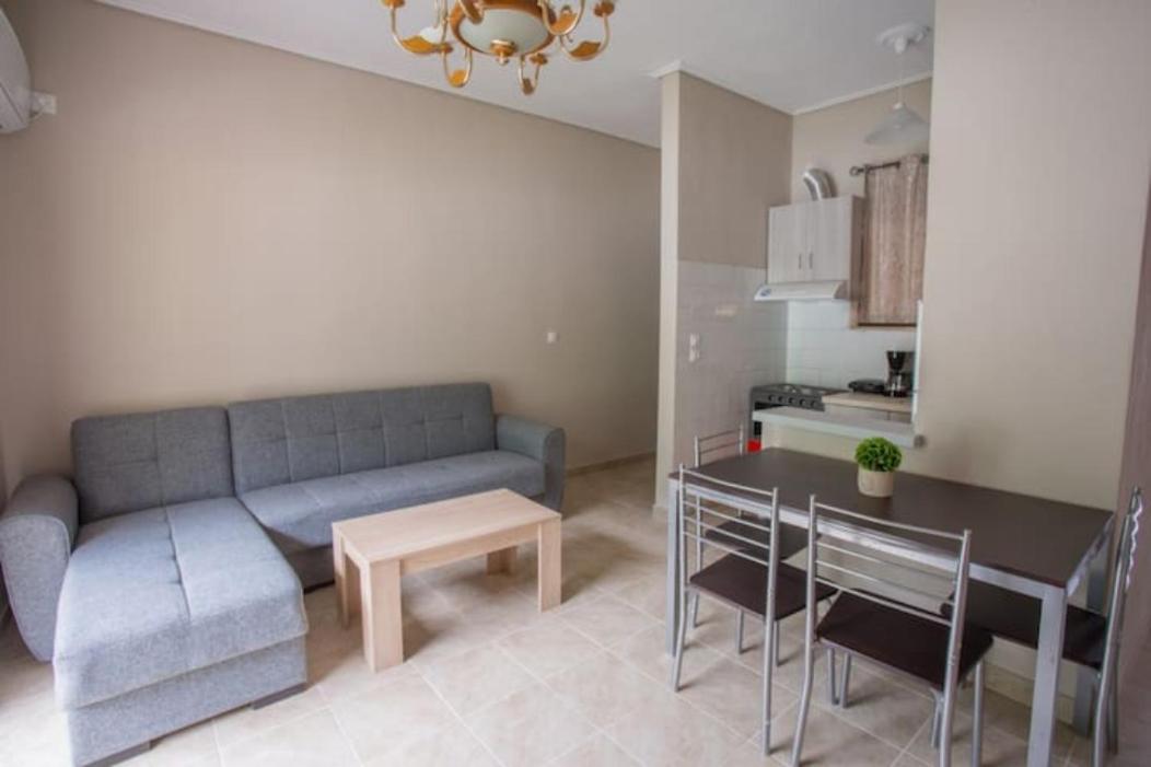 Vasileiou Apartments กาเมนาวูร์ลา ภายนอก รูปภาพ