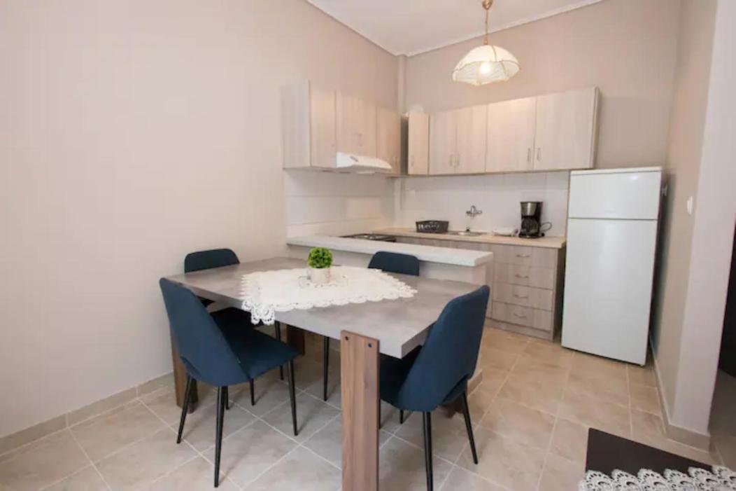 Vasileiou Apartments กาเมนาวูร์ลา ภายนอก รูปภาพ