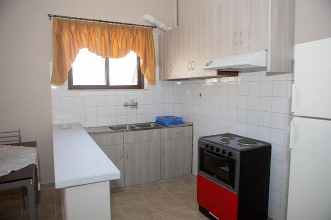 Vasileiou Apartments กาเมนาวูร์ลา ภายนอก รูปภาพ