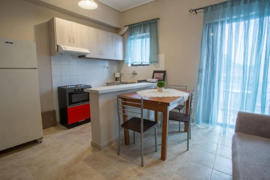 Vasileiou Apartments กาเมนาวูร์ลา ภายนอก รูปภาพ