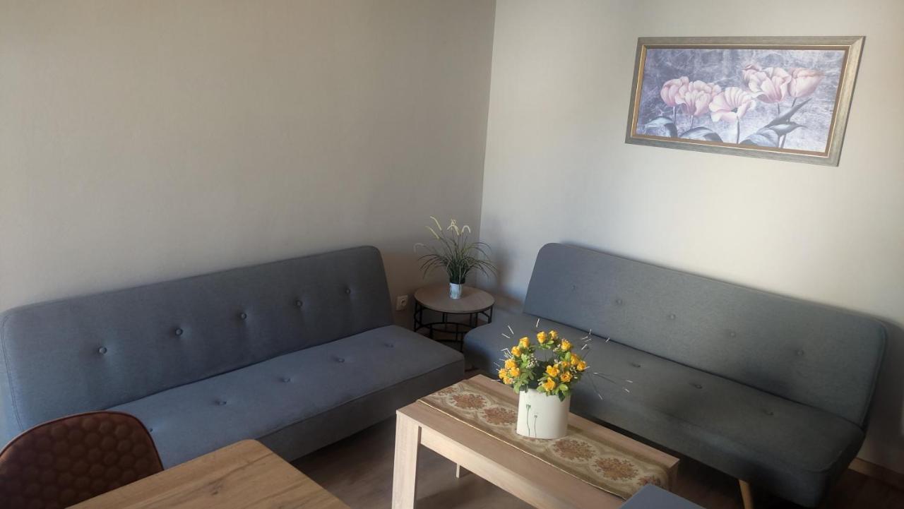 Vasileiou Apartments กาเมนาวูร์ลา ภายนอก รูปภาพ